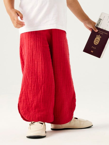 NMFJulita Pant, Urban Red