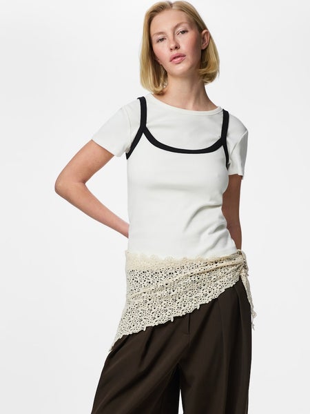 PCKasmin Triangle Crochet Scarf, Eggnog