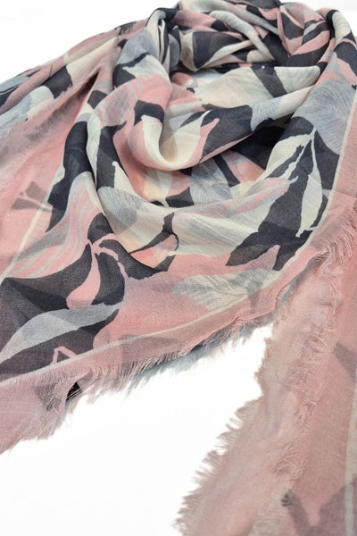 Maddy  - Lyocell Scarf, Light Rosa